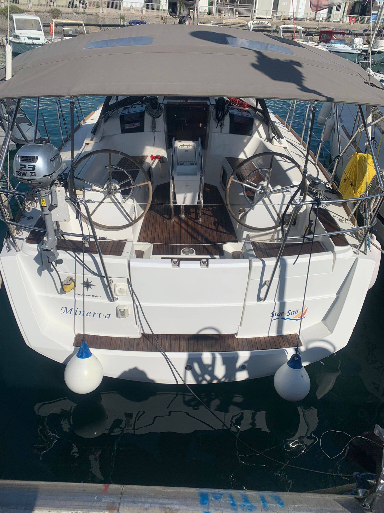 Sailing yacht Sun Odyssey 379 Minerva