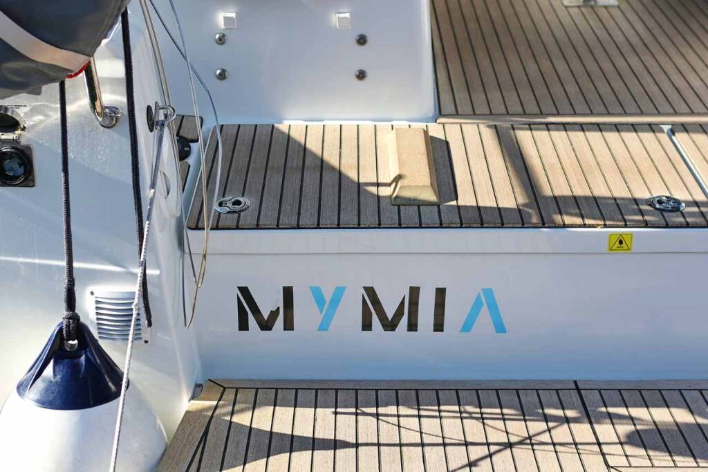 Sailing yacht Sun Odyssey 380 Performance Mymia