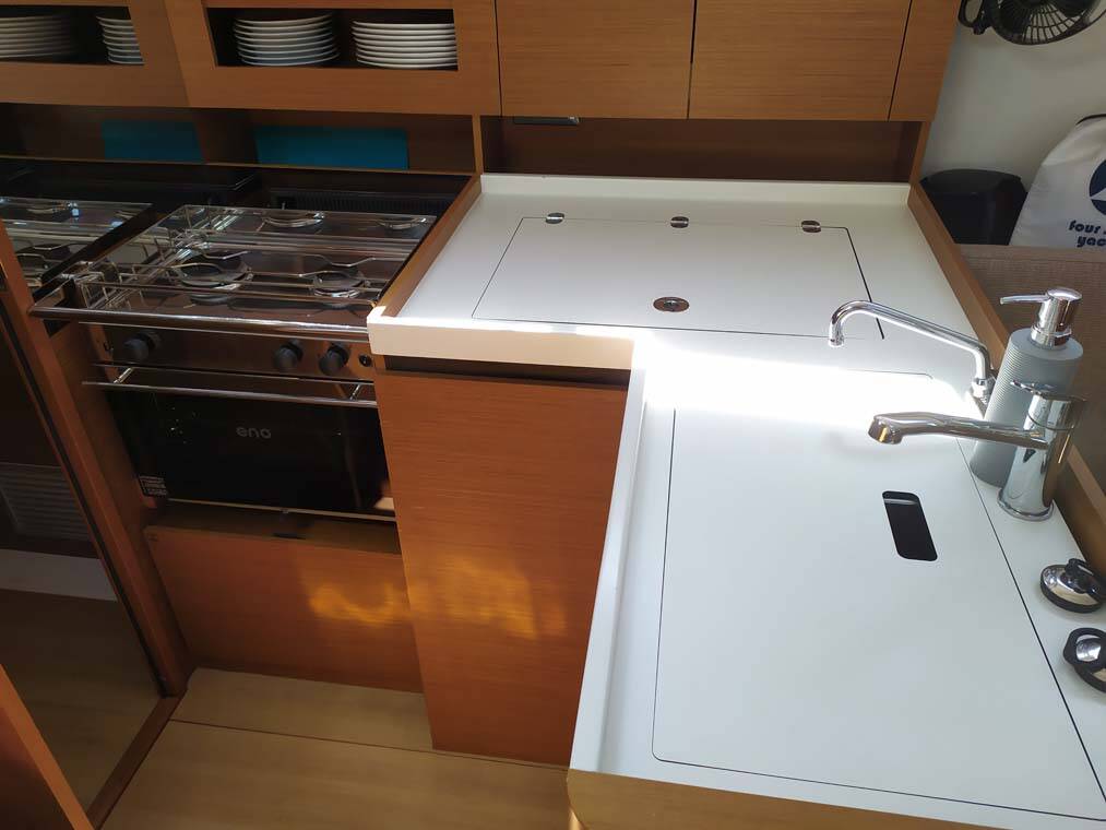 Sailing yacht Sun Odyssey 380 Bright Elli