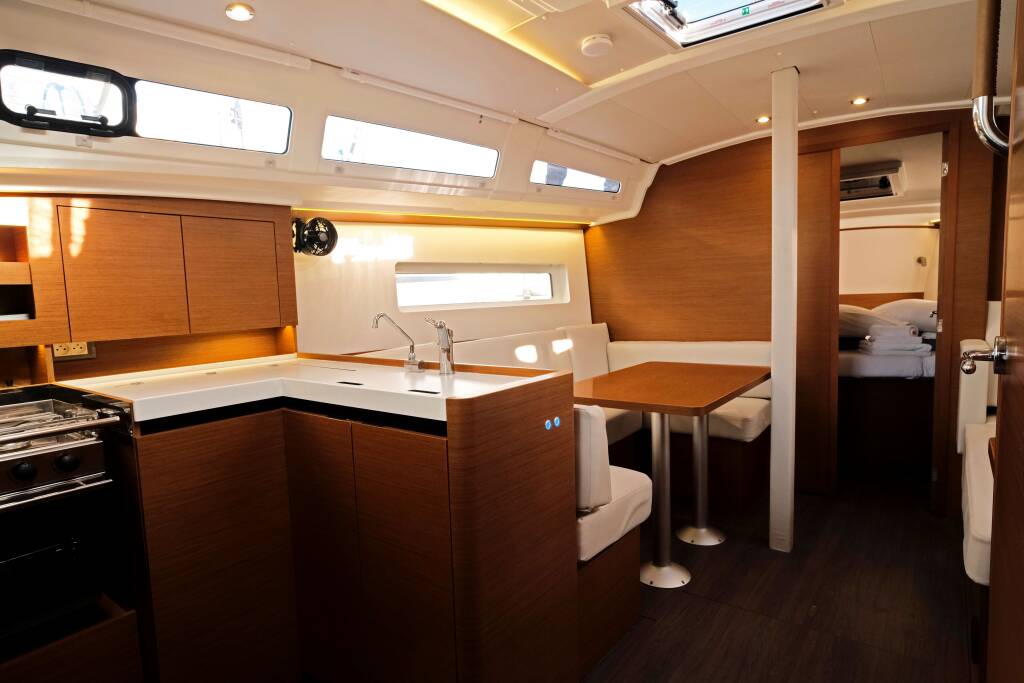Segelyachten Sun Odyssey 380 Sea Kiss