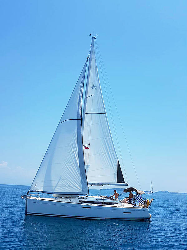 Sailing yacht Sun Odyssey 389 Agios Georgios