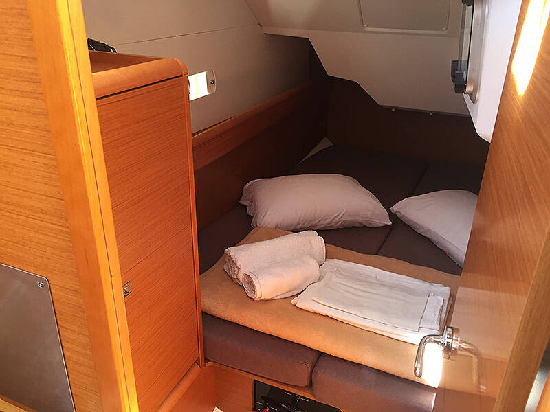 Sailing yacht Sun Odyssey 389 Agios Georgios
