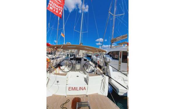 Sun Odyssey 389 Emilina Ibiza, Club Nàutic Sant Antoni de Portmany