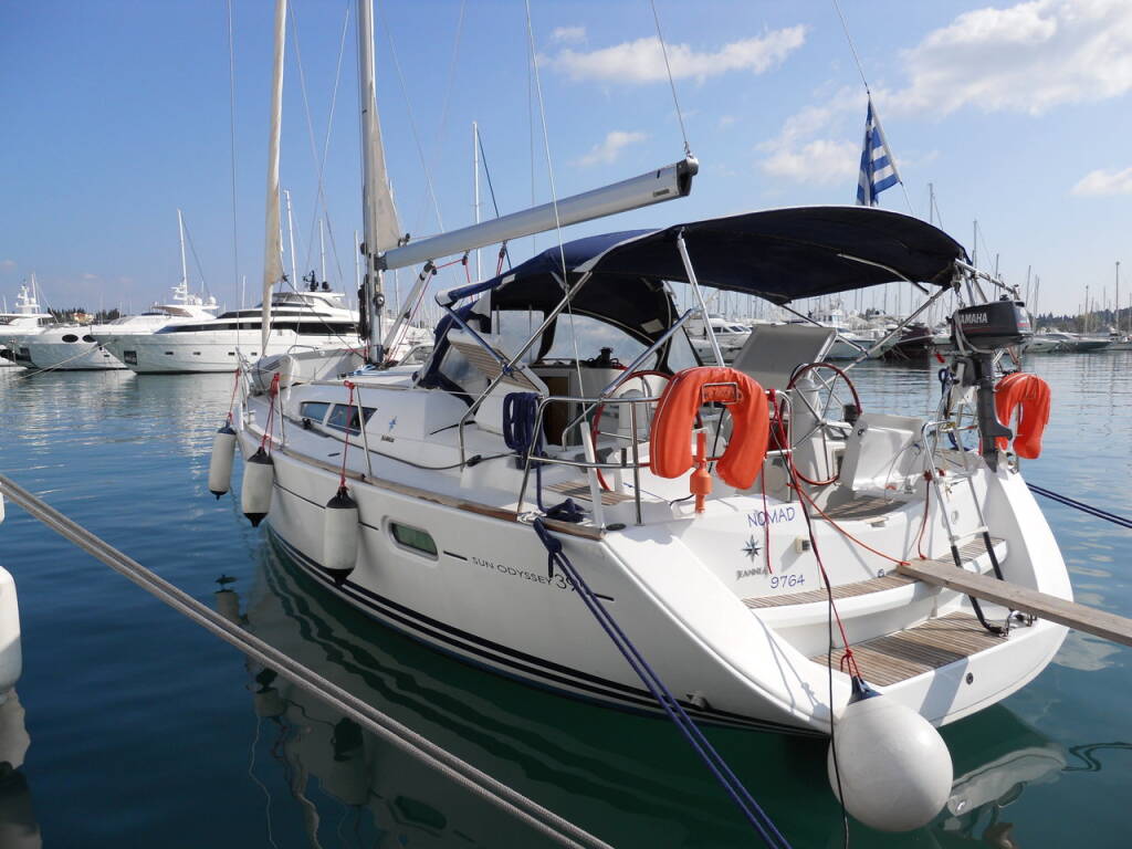 Sailing yacht Sun Odyssey 39i Nomad