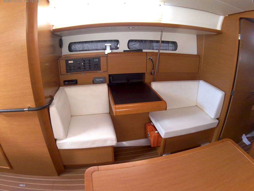 Segelyachten Sun Odyssey 409 Traveller