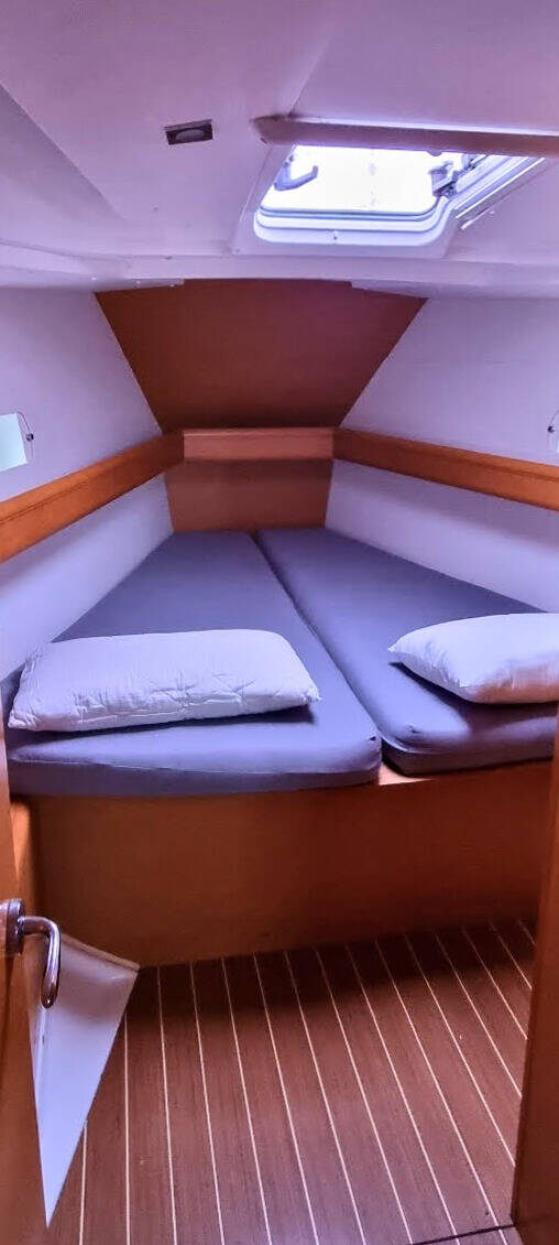 Sailing yacht Sun Odyssey 409 Telchinis
