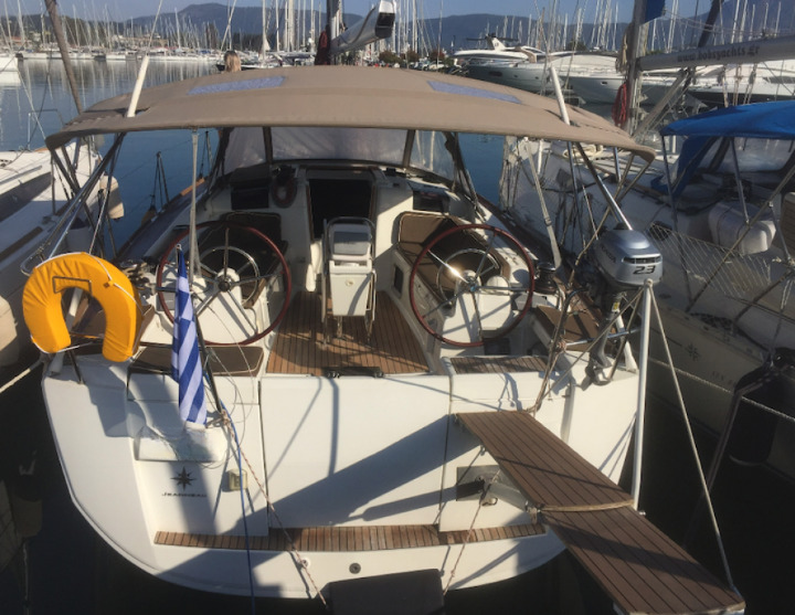 Sailing yacht Sun Odyssey 409 