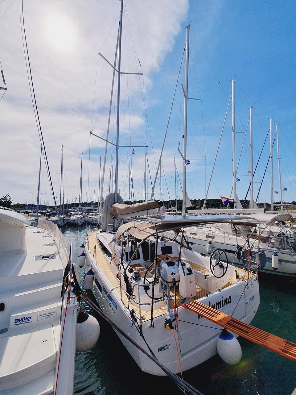 Sailing yacht Sun Odyssey 410 Kalumina