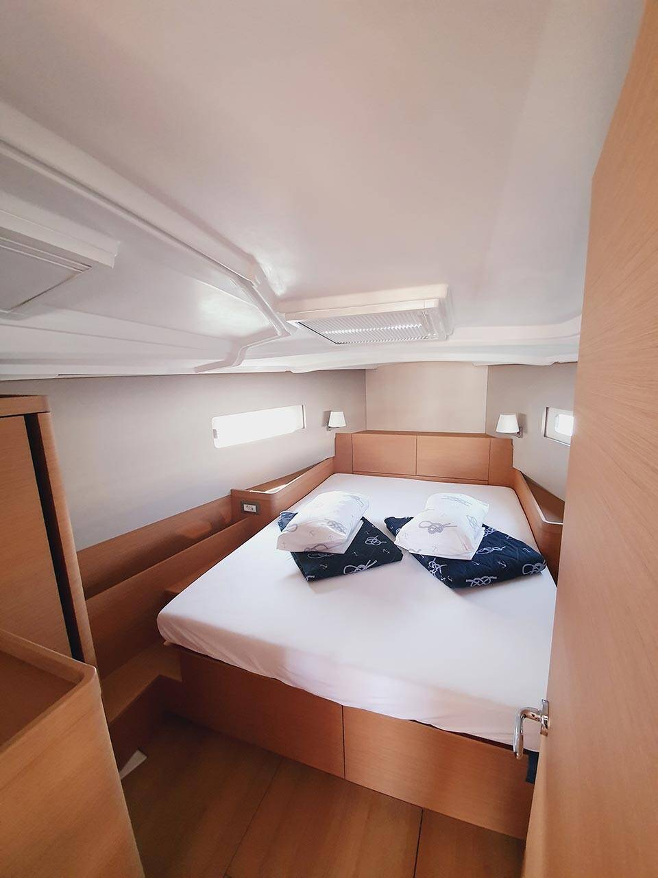 Sailing yacht Sun Odyssey 410 Kalumina