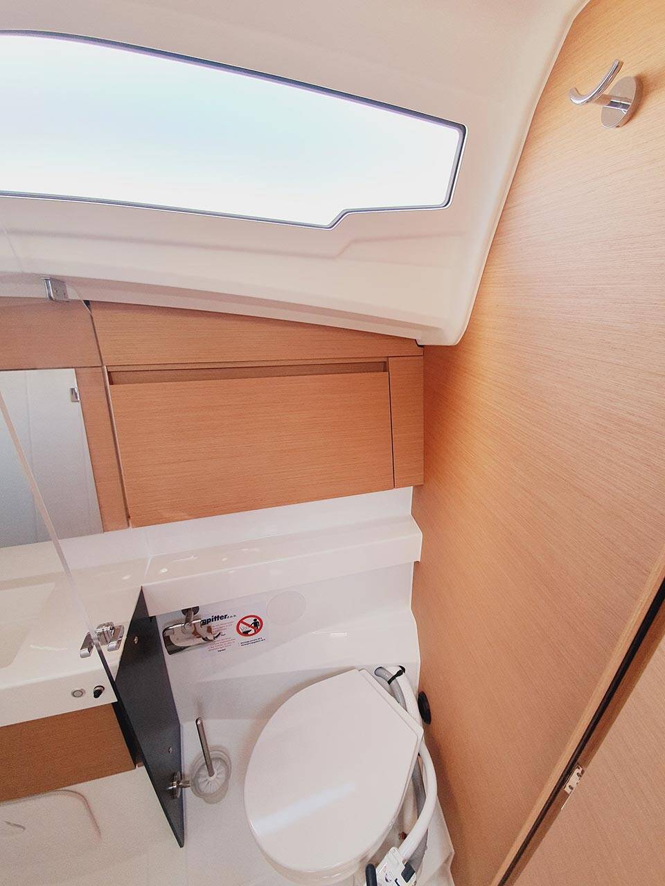 Sailing yacht Sun Odyssey 410 Kalumina