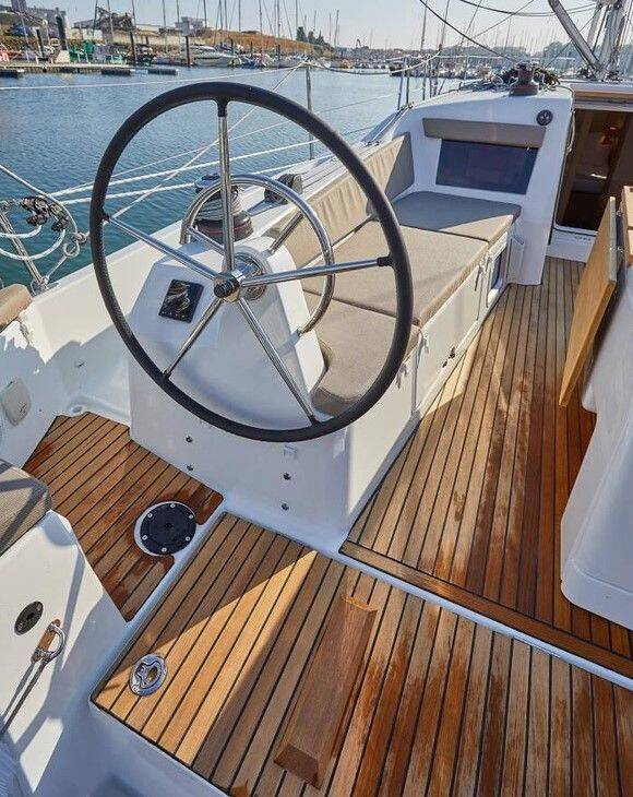 Sailing yacht Sun Odyssey 410 Chimera