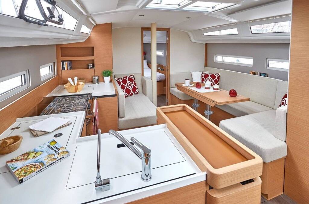 Sailing yacht Sun Odyssey 410 Chimera
