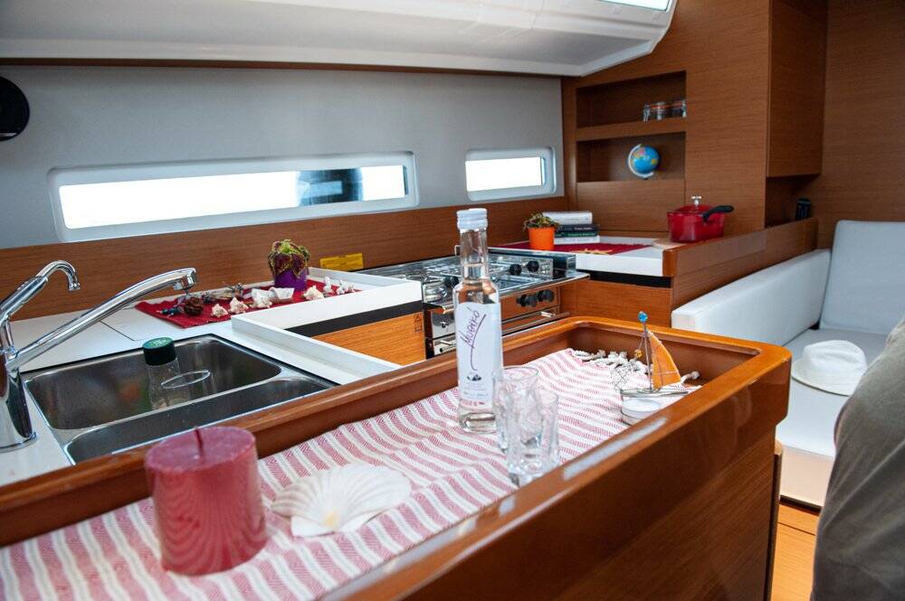 Segelyachten Sun Odyssey 410 