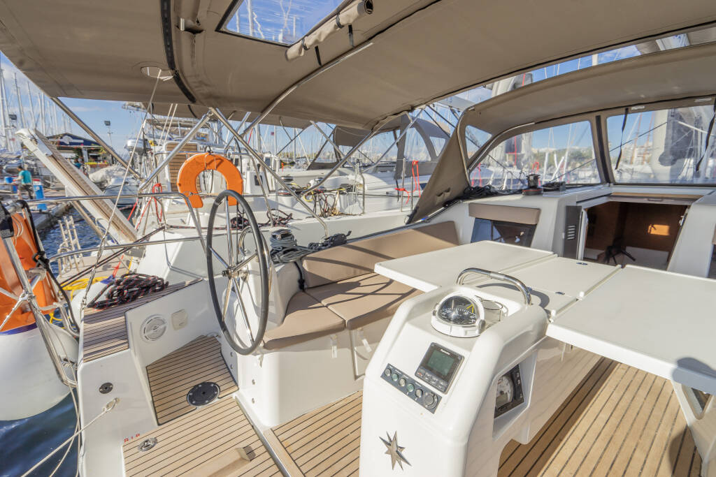 Segelyachten Sun Odyssey 410 Salty