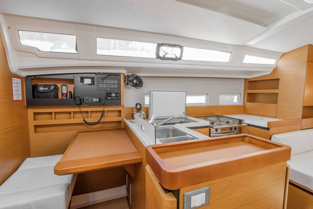 Segelyachten Sun Odyssey 410 Salty