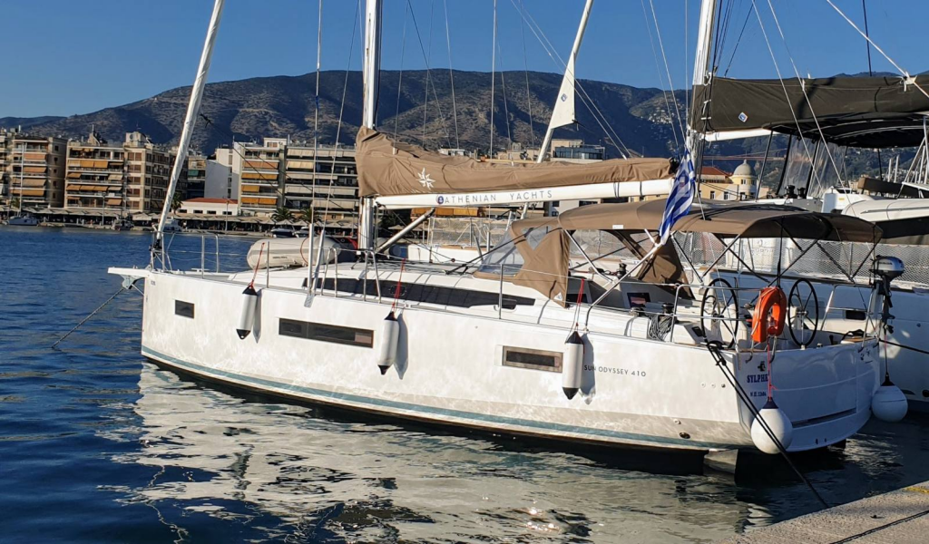Sailing yacht Sun Odyssey 410 Sylphie