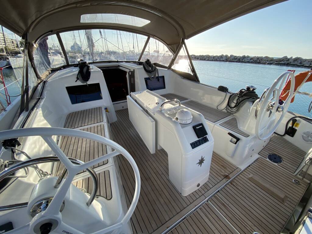 Sailing yacht Sun Odyssey 410 ECONOMY