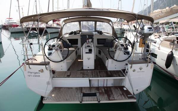 Sun Odyssey 410 Pangeo Corfu, Benitses Port Yacht Marina