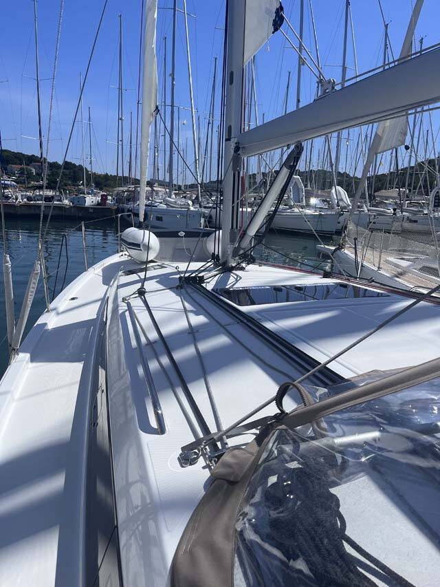 Sailing yacht Sun Odyssey 410 Tu Tamo 3