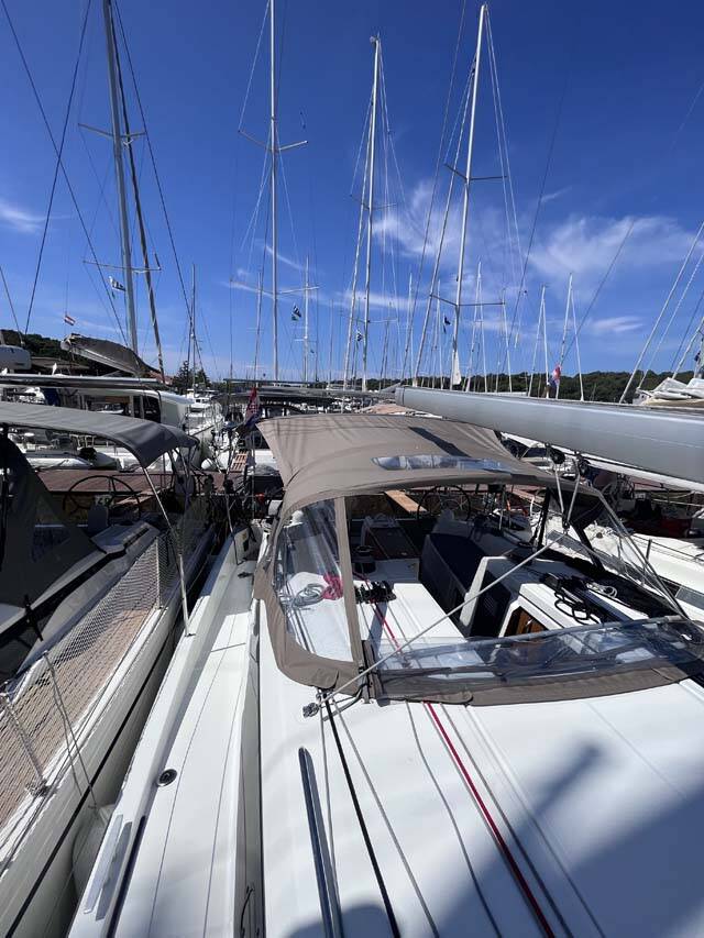 Sailing yacht Sun Odyssey 410 Tu Tamo 3