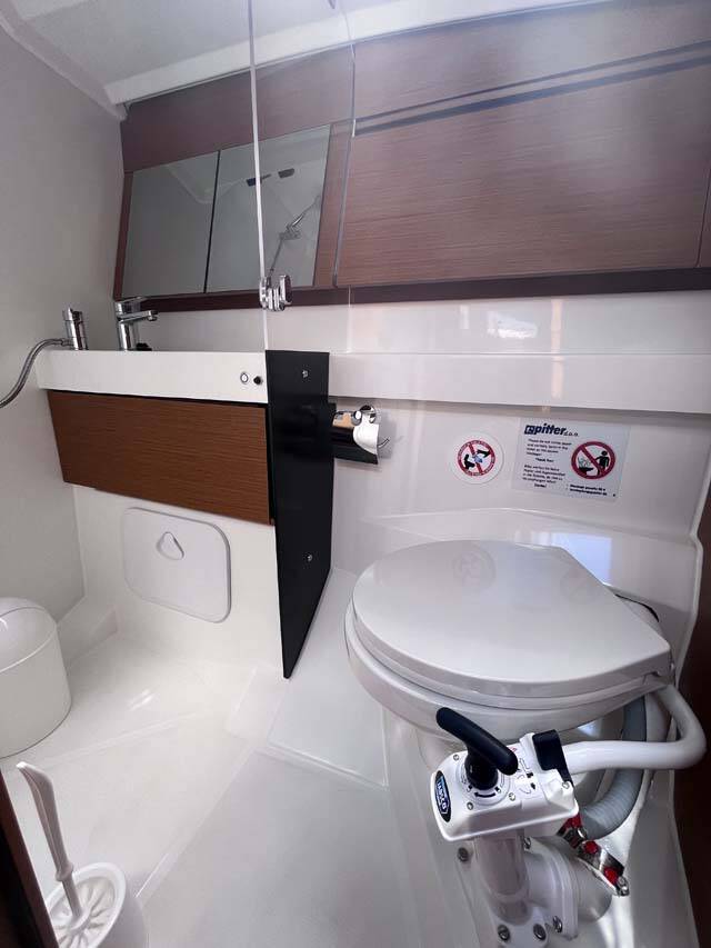 Sailing yacht Sun Odyssey 410 Tu Tamo 3