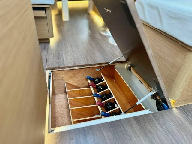 Sailing yacht Sun Odyssey 410 Lucia
