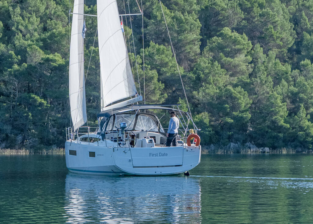 Segelyachten Sun Odyssey 410 First Date