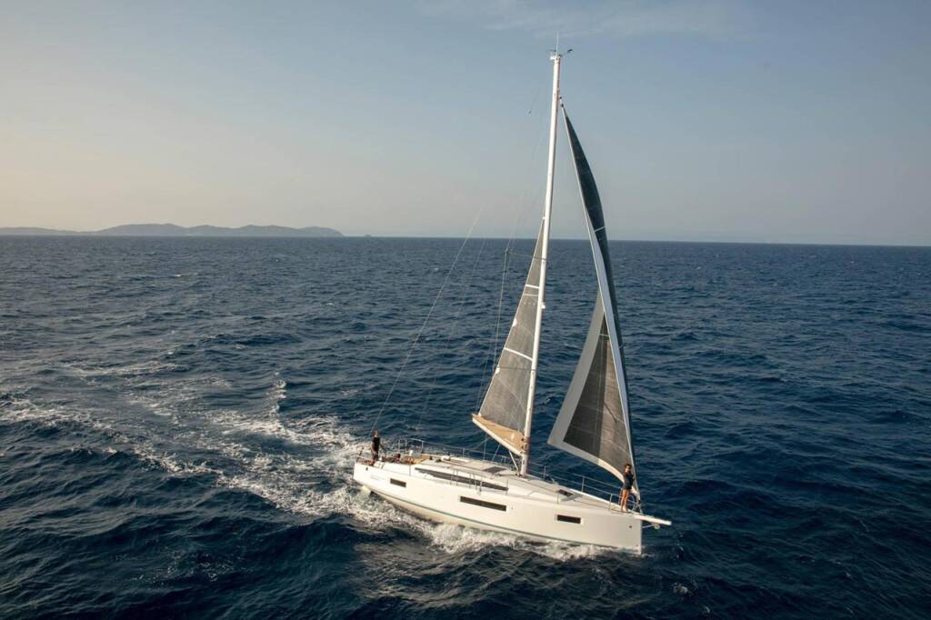 Sailing yacht Sun Odyssey 410 Under Pressure