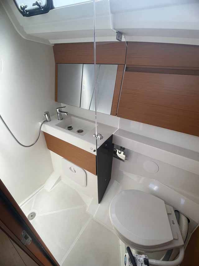 Sailing yacht Sun Odyssey 410 Rocketman