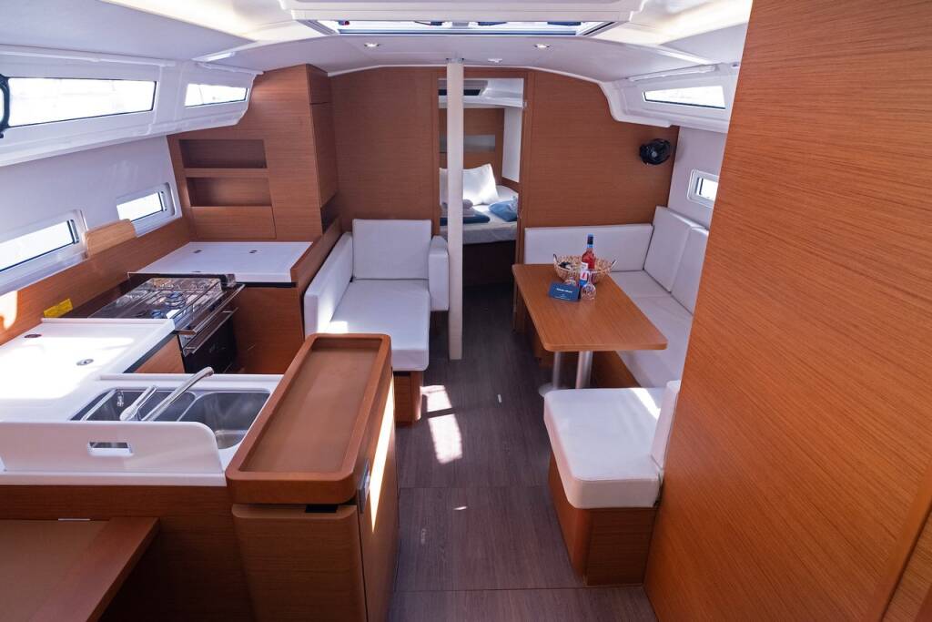 Segelyachten Sun Odyssey 410 Midnight Kiss