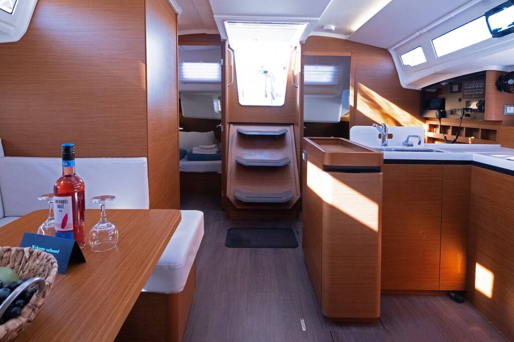 Segelyachten Sun Odyssey 410 Midnight Kiss