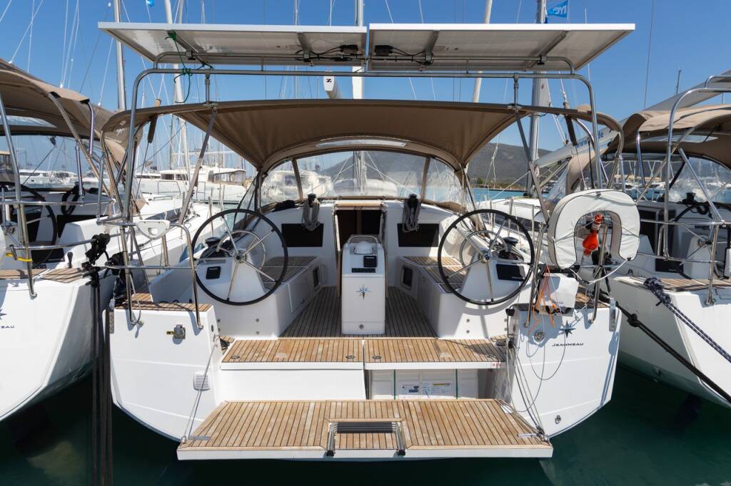 Segelyachten Sun Odyssey 410 Elektra