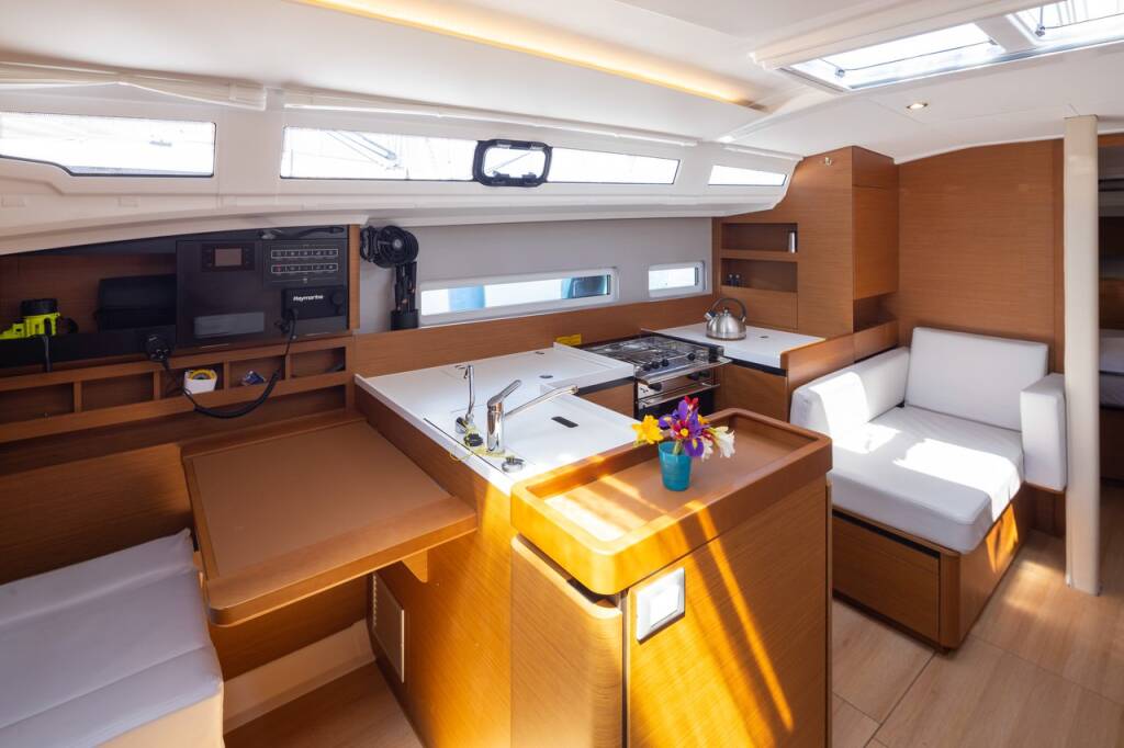 Segelyachten Sun Odyssey 410 Elektra