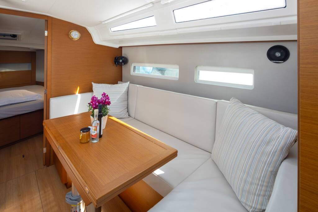 Segelyachten Sun Odyssey 410 Elektra