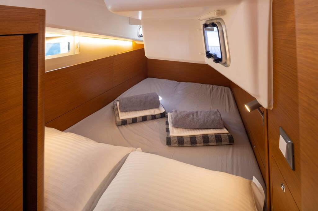 Segelyachten Sun Odyssey 410 Elektra