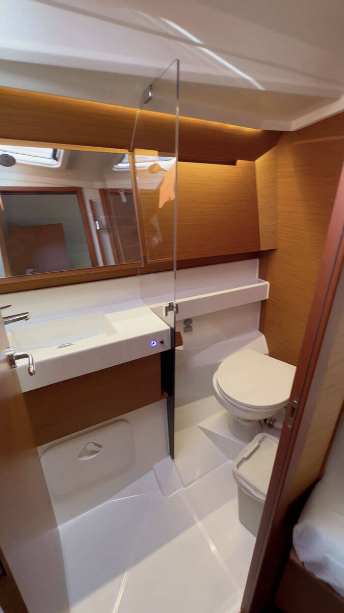 Sailing yacht Sun Odyssey 410 Sea Pearl