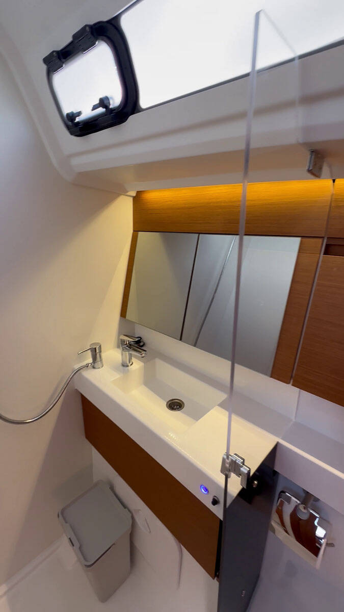 Sailing yacht Sun Odyssey 410 Sea Pearl