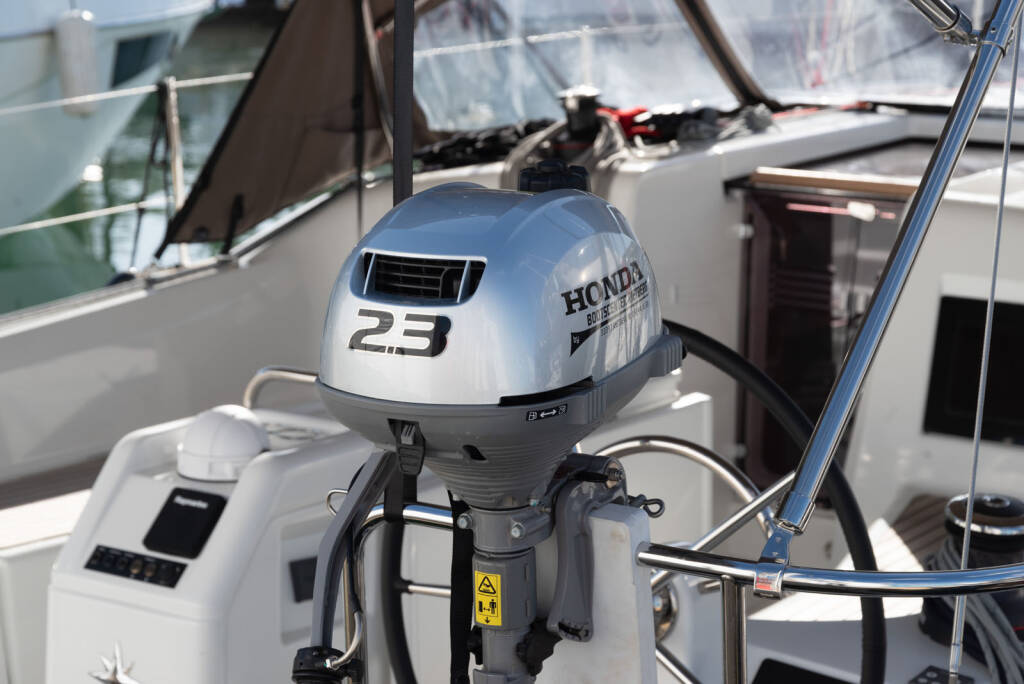 Sailing yacht Sun Odyssey 410 Sea Pearl