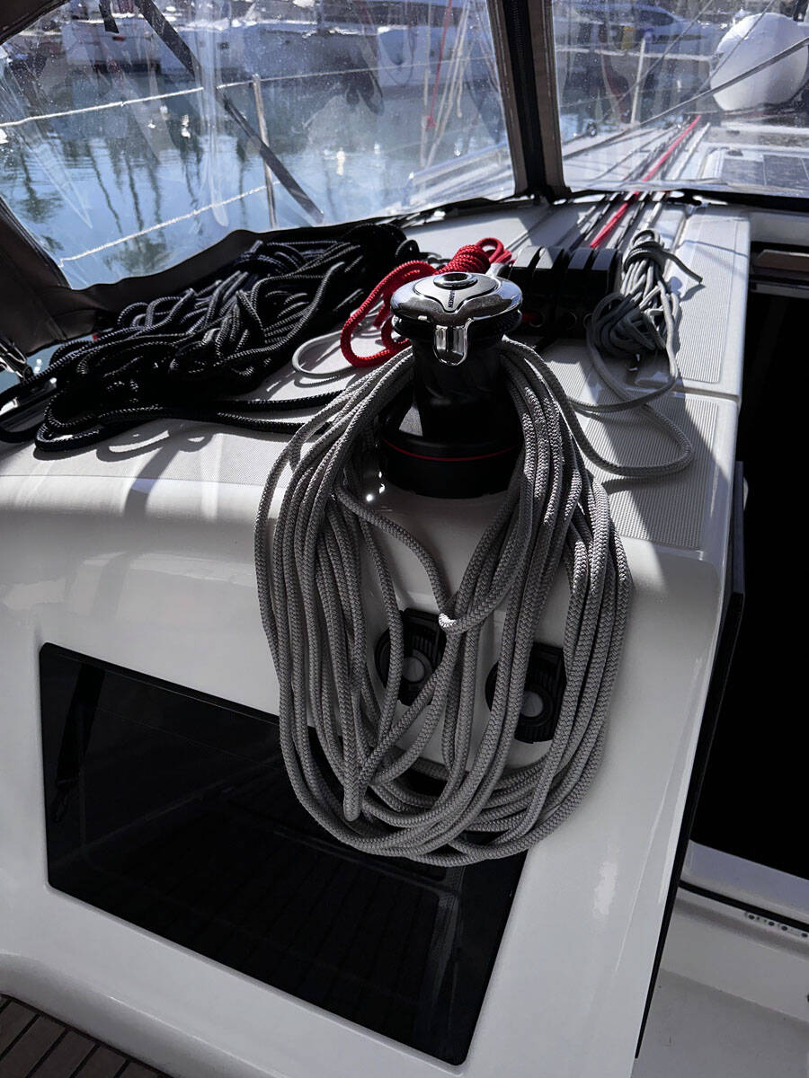 Sailing yacht Sun Odyssey 410 Sea Pearl