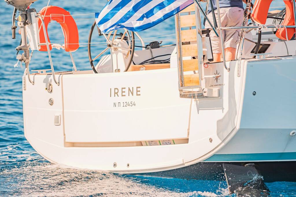 Sailing yacht Sun Odyssey 410 Irene