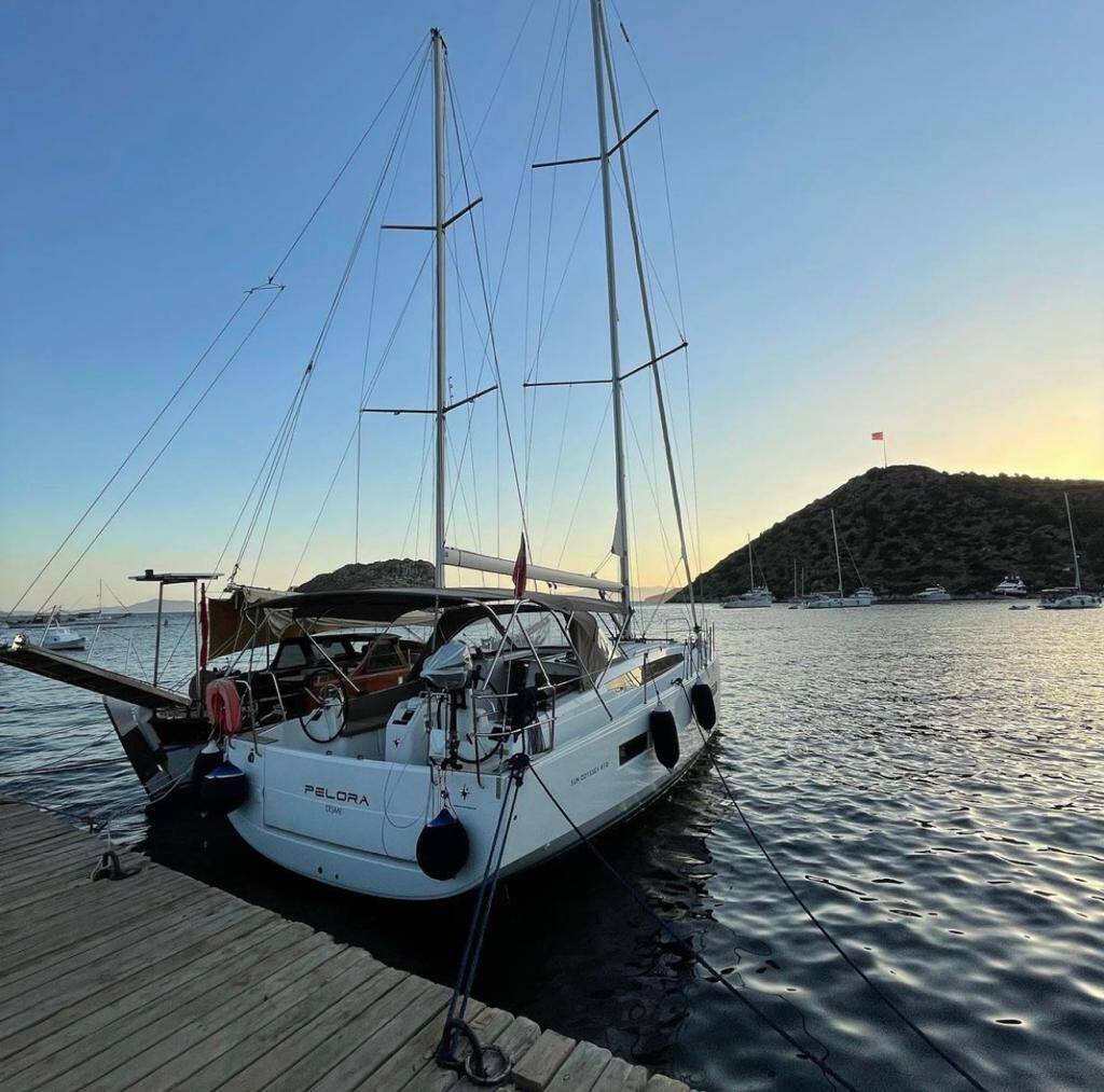 Sailing yacht Sun Odyssey 410 Pelora