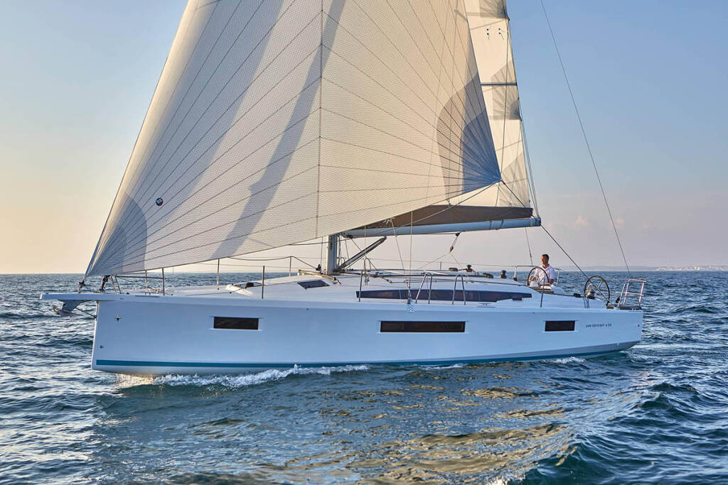 Sailing yacht Sun Odyssey 410 Hygge