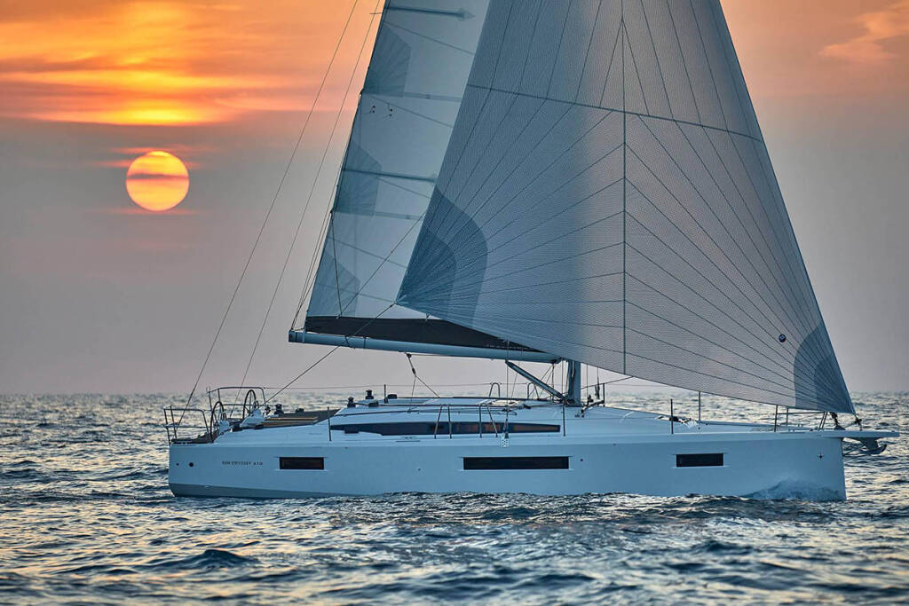 Sailing yacht Sun Odyssey 410 Hygge