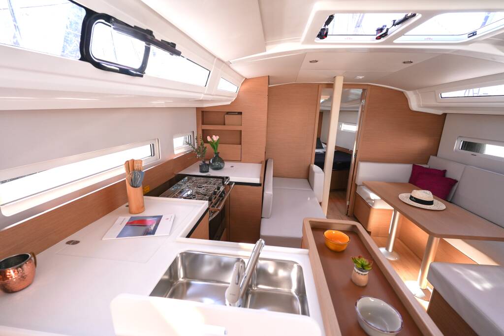 Segelyachten Sun Odyssey 410 Colibri