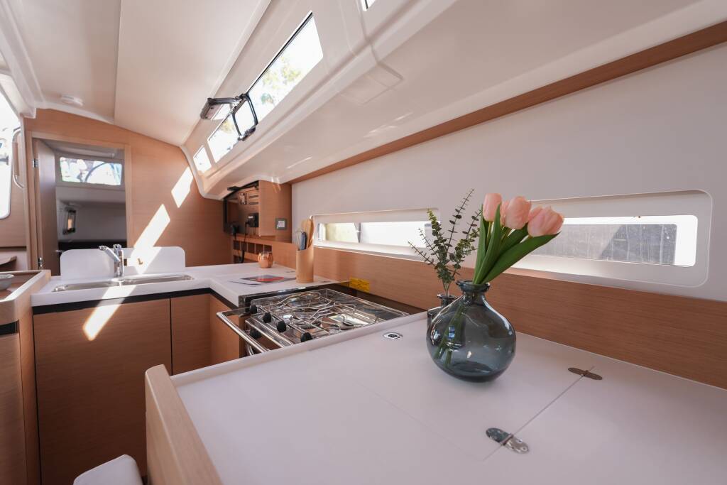Segelyachten Sun Odyssey 410 Colibri