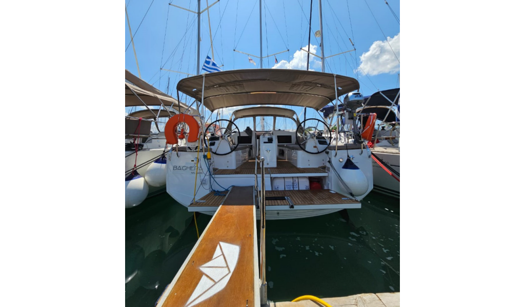 Sailing yacht Sun Odyssey 410 Baghera