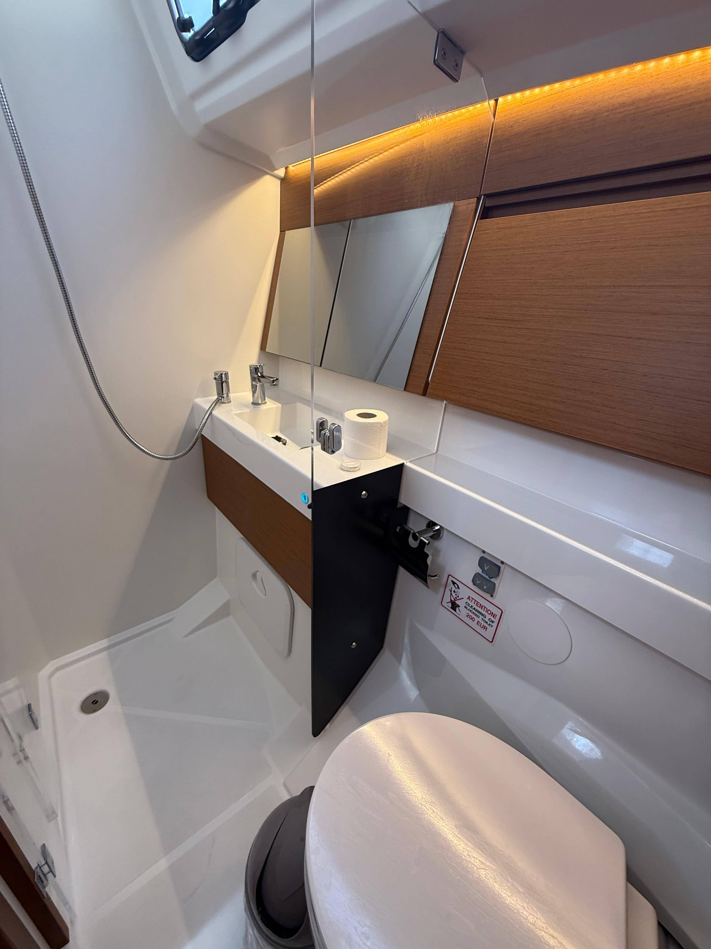 Segelyachten Sun Odyssey 410 Sunset Kiss