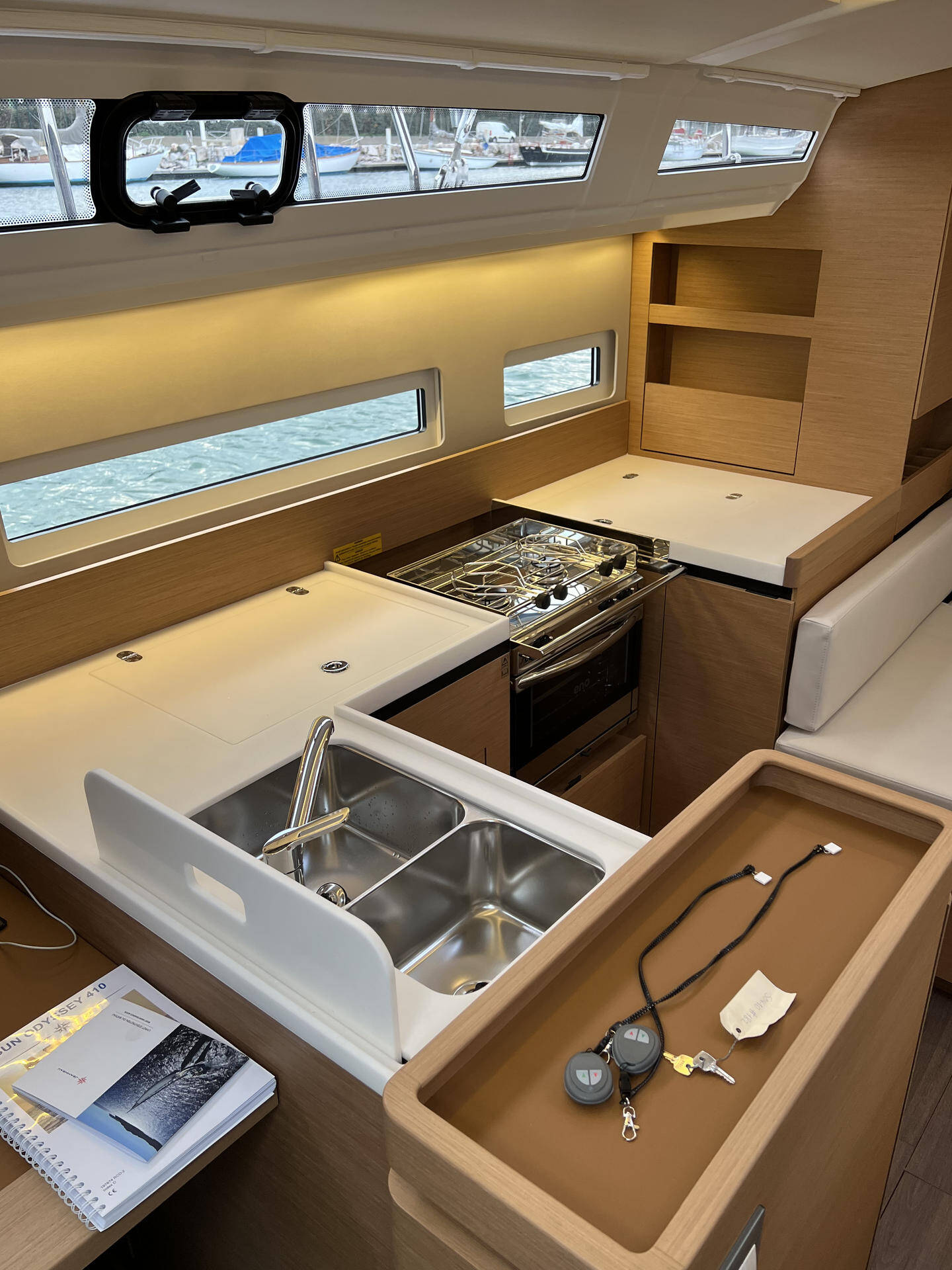 Sailing yacht Sun Odyssey 410 Naoussa