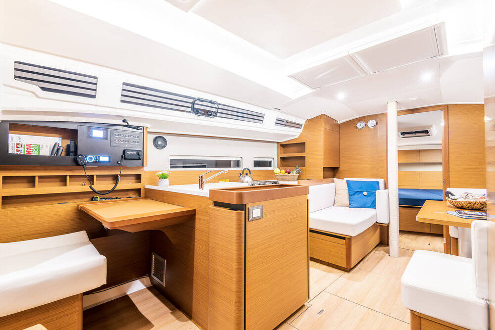 Segelyachten Sun Odyssey 410 Emotion