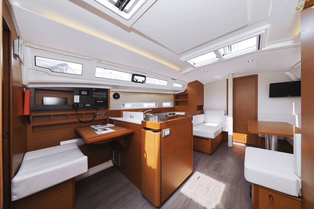 Segelyachten Sun Odyssey 410 Beauty